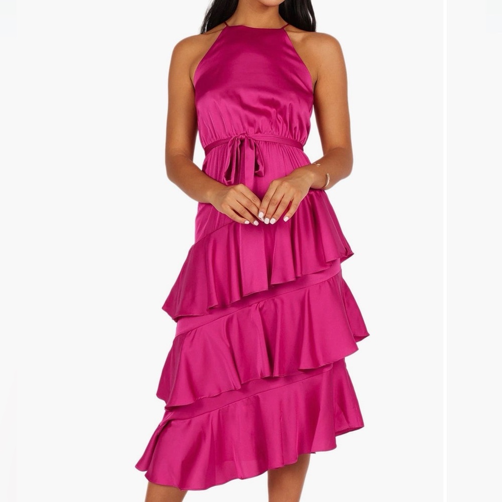Hot Pink Petal & Pup
Seychelle Asymmetric
Tiered Dress